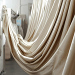Curtain (Medium)